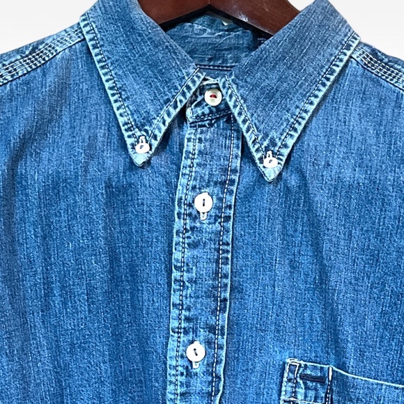 Medium Men’s Gap Long Sleeve Jean Button Down - Picture 2 of 4
